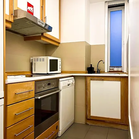 아파트 Modern Close To Timeout Market *